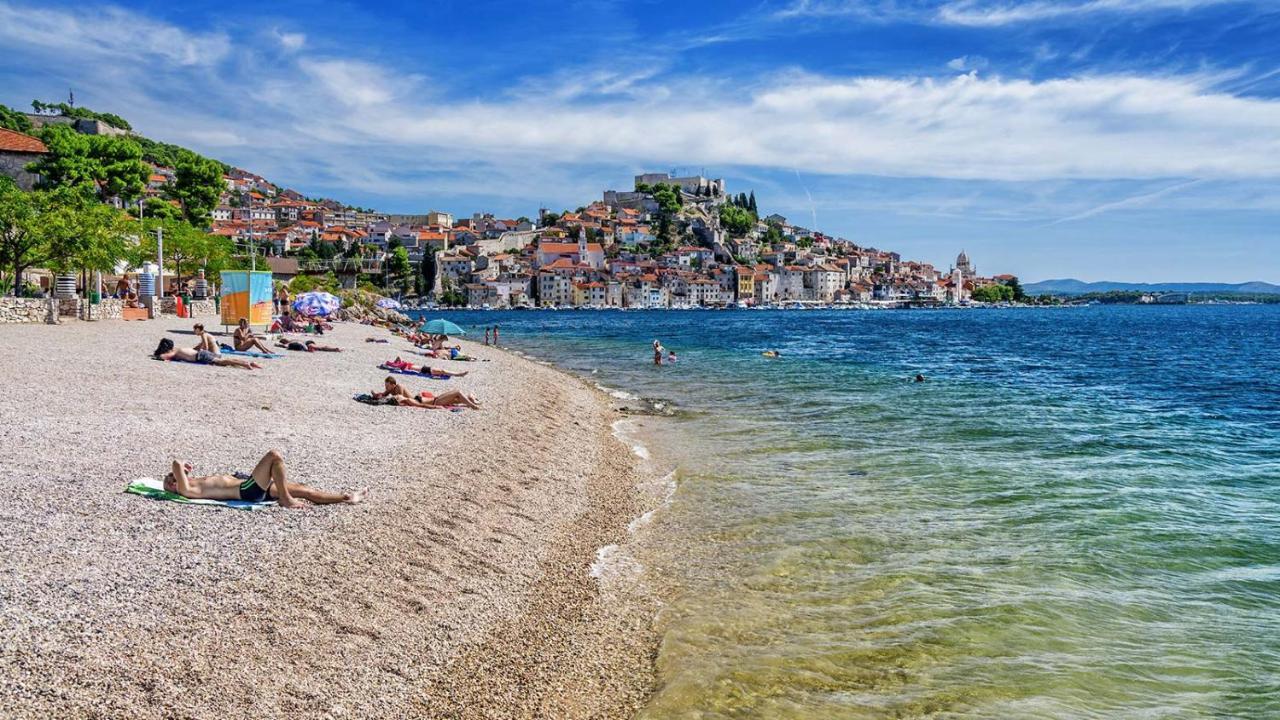 N & D Apartment Sibenik Luaran gambar